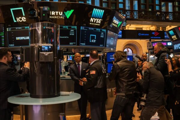 "Uniswap Hits $3 Trillion Milestone: What This Means for Local Investors" "Uniswap Hits $3 Trillion Milestone: What This Means for Local Investors"