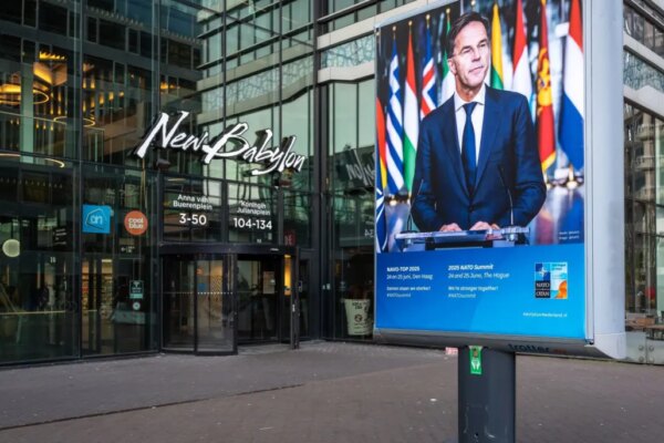 Den Haag in de Spotlights: NAVO-top Behandelt Cyberveiligheid en Blockchain