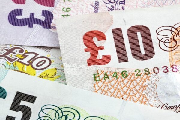 New UK Rules: Crypto Users Must Disclose Info to Avoid Fines by 2026