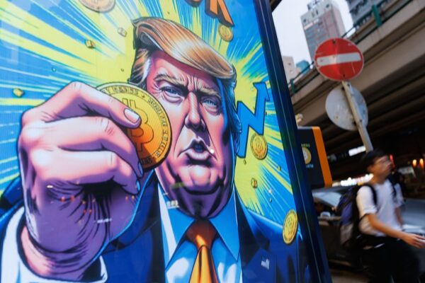 Bitcoin s Tumultuous Future: Could a Crash Reshape Crypto Oligarchs? Bitcoin s Tumultuous Future: Could a Crash Reshape Crypto Oligarchs?