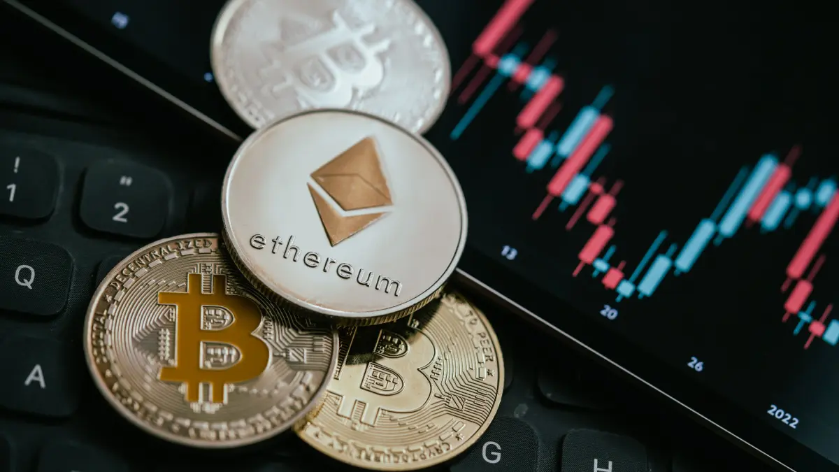 Local Investors Weigh Risks as Bitcoin Falters While Ethereum Rebounds