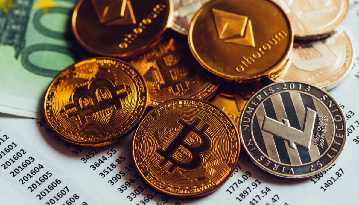 Bitcoin Lags Behind Traditional Markets: What’s Next for Crypto?