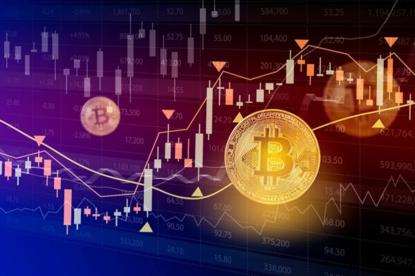Crypto Market Nears Key Turning Point as 2025 Winds Down