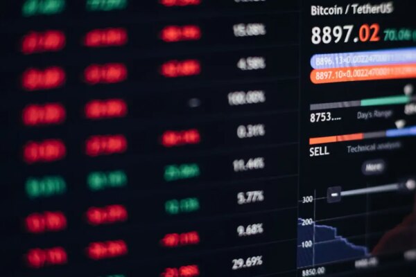 Bitcoin s 2026 Horizon: Can Economic Trends Shift the Tide?