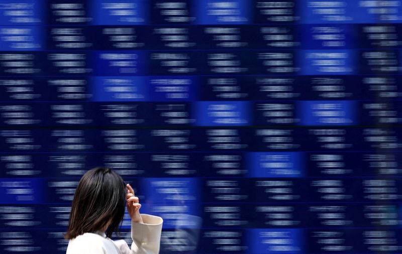 Market Turbulence: Stocks Plunge as Investors Grapple with Volatility